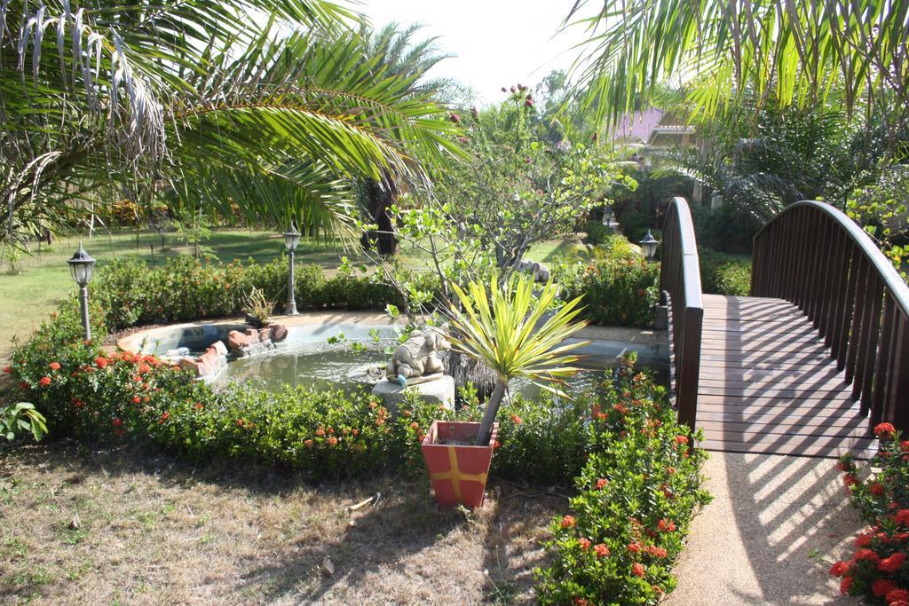 Ao Thai Resort Sathing Phra Extérieur photo